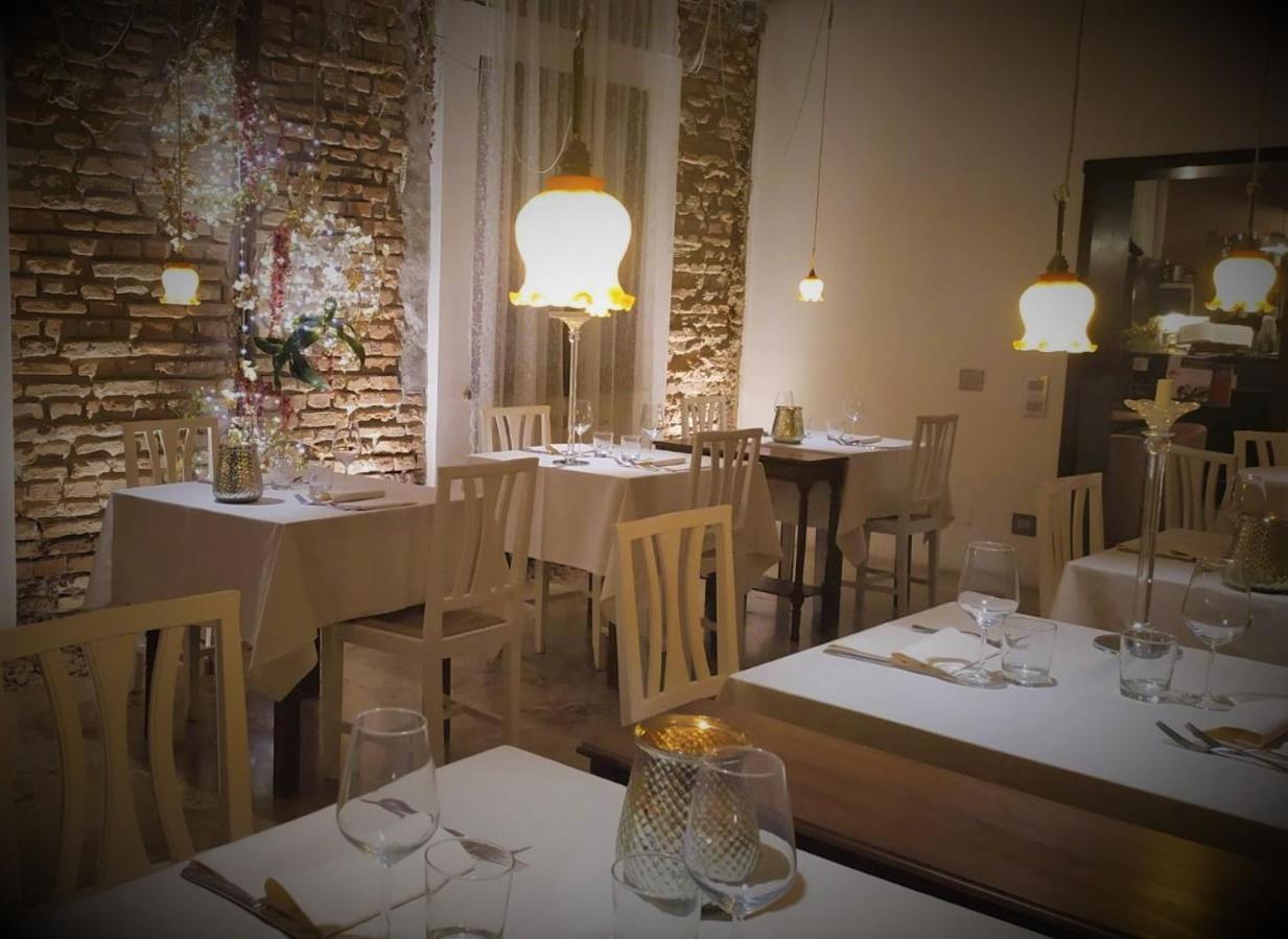 Albergo Ristorante Palladio Osteria Dal 1900 Fratta Polesine Kültér fotó